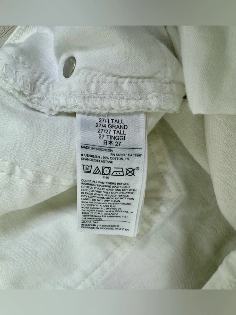 Gap Girlfriend Mid Rise Jean 27| 4T White Jeans - Picture 5 of 12